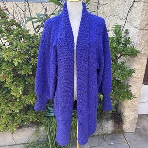 VTG 80s Oversized Bouclé Knit Cardigan in Purple